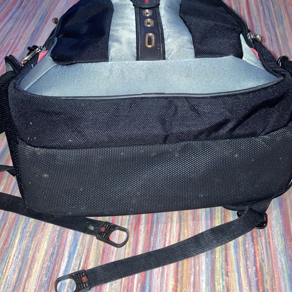 Swiss gear backpack - Picture 3 of 14